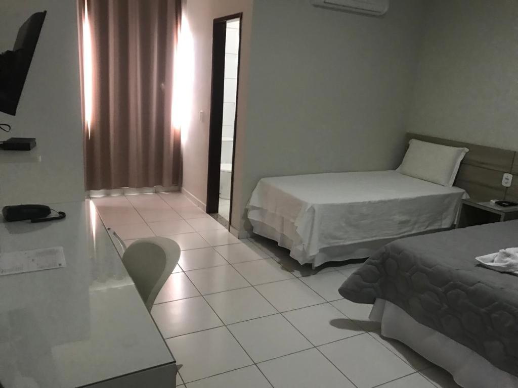 Hotel Sabrina Guanambi Luaran gambar